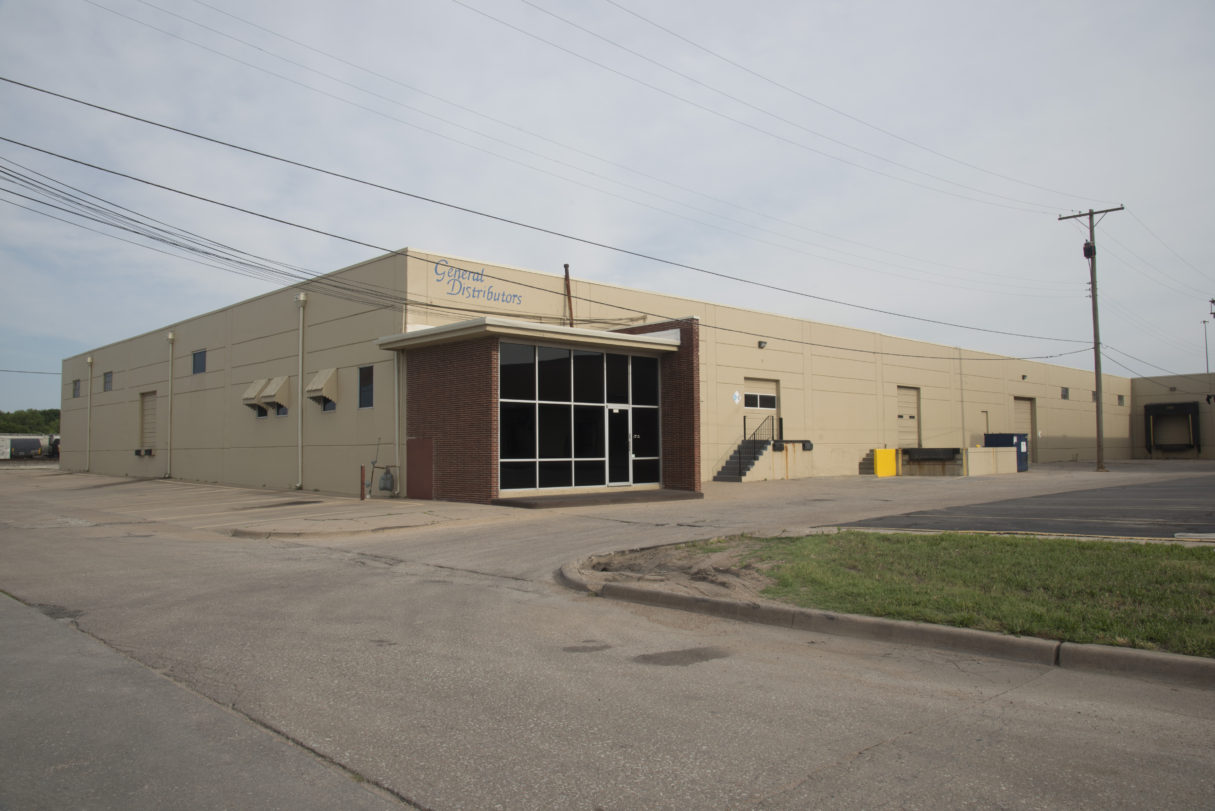 800 E. Indianapolis Street, Wichita, KS 67211